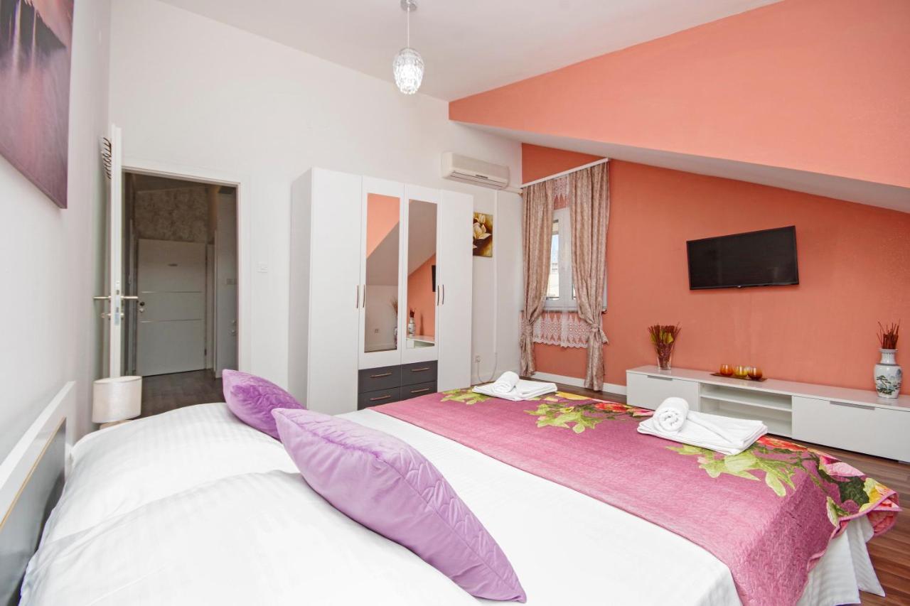 Villa Naomi Спліт Екстер'єр фото