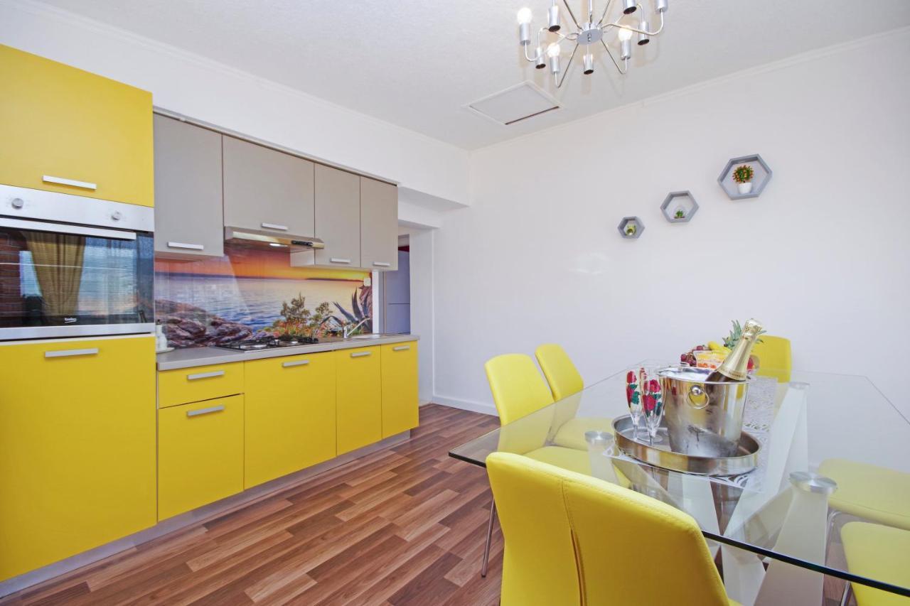 Villa Naomi Спліт Екстер'єр фото