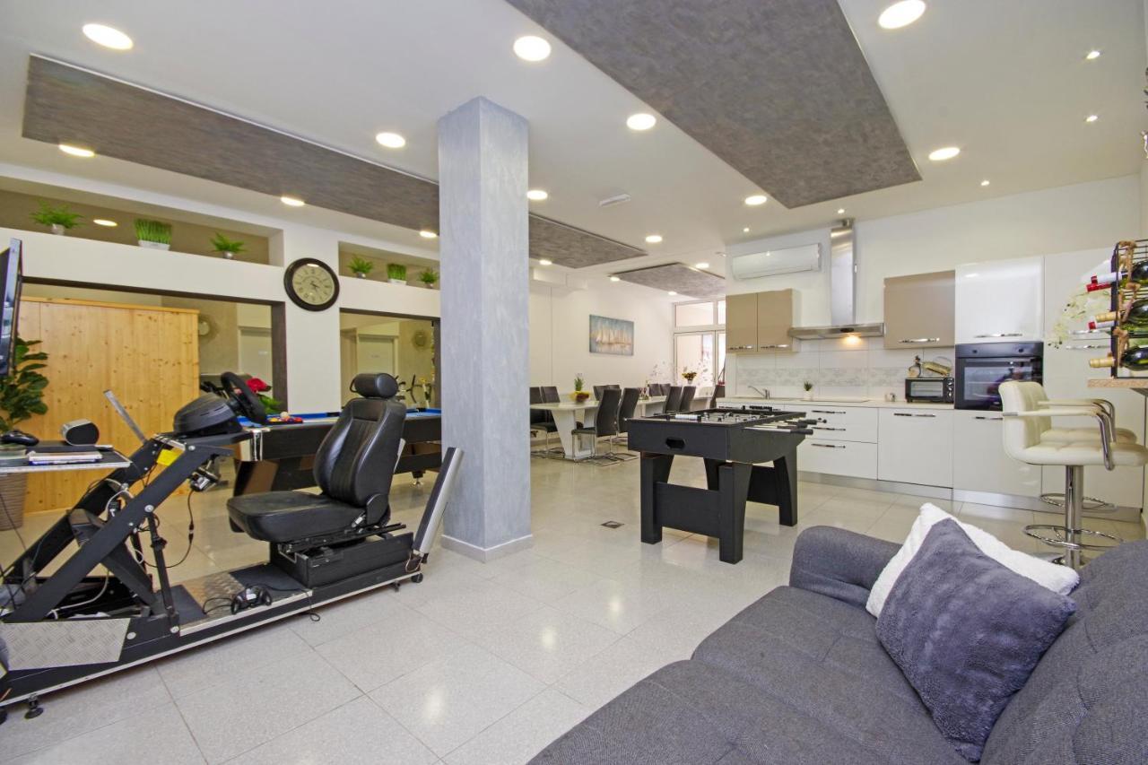 Villa Naomi Спліт Екстер'єр фото